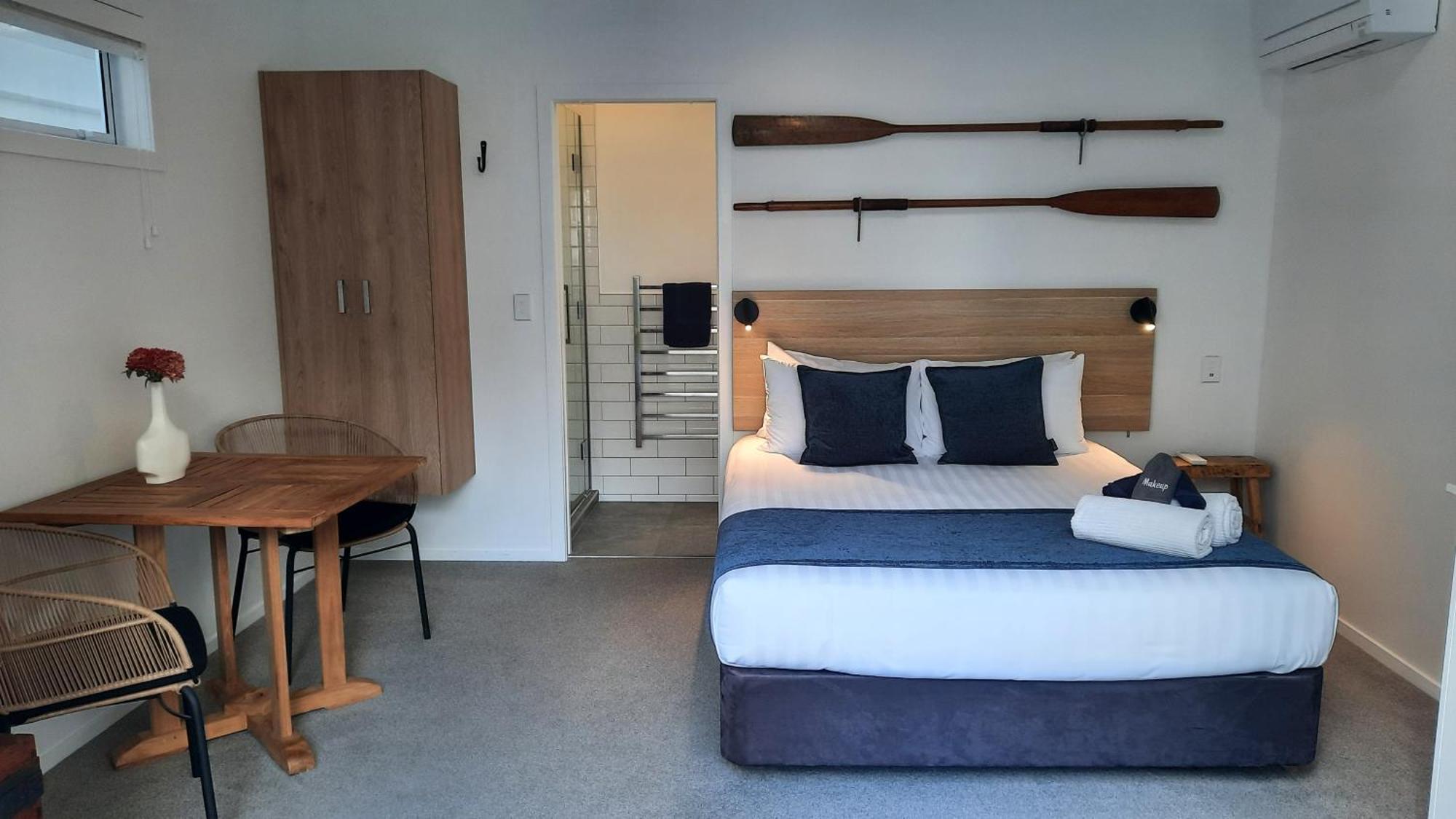 Hananui Lodge And Apartments Расселл Экстерьер фото