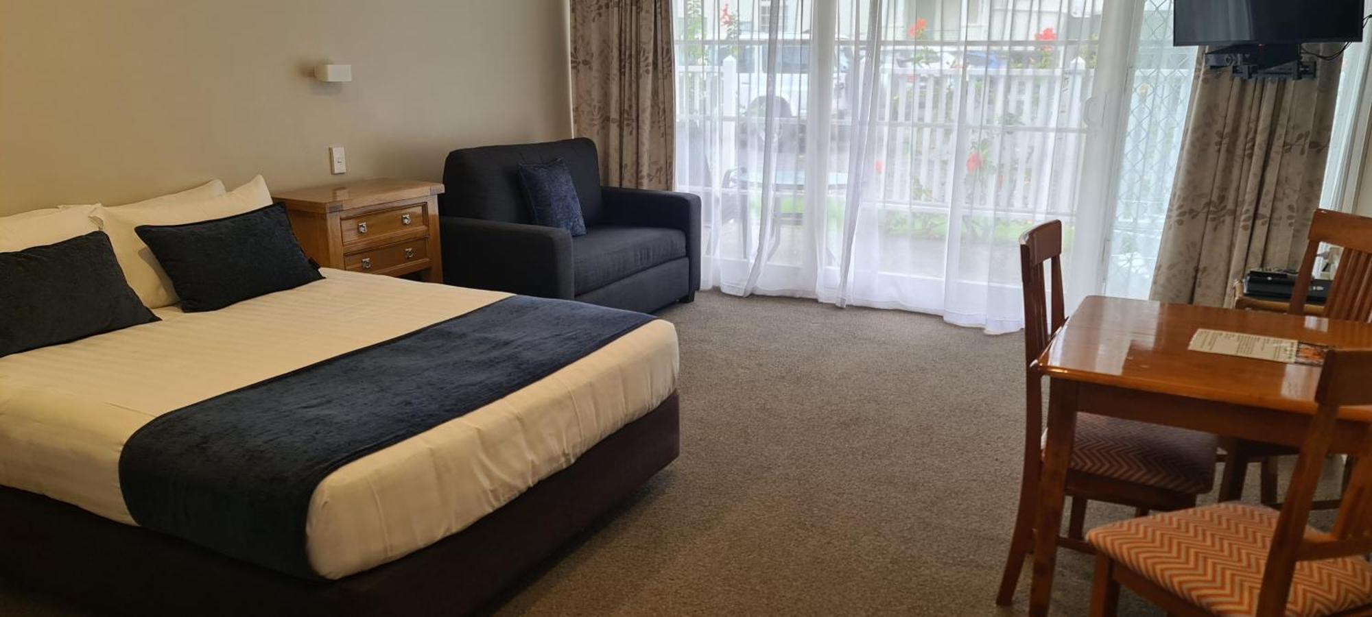 Hananui Lodge And Apartments Расселл Экстерьер фото